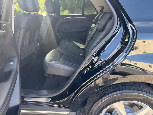 Photo of 2018 Black Mercedes-Benz GLE 350