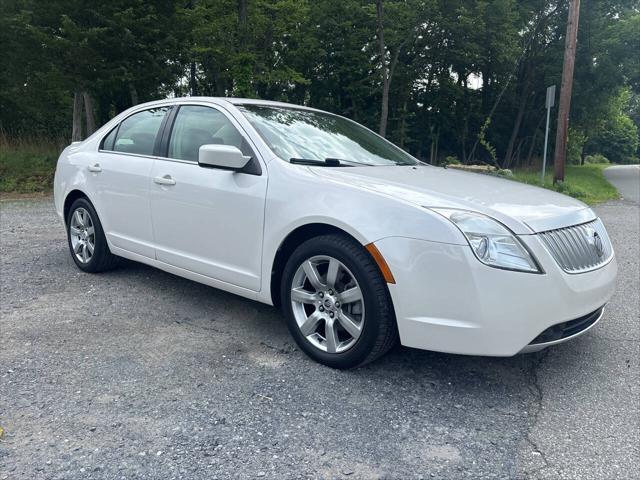 Photo of 2010 White Mercury Milan
