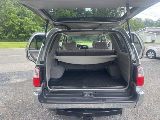 Photo of 2002 Silver Toyota 4Runner