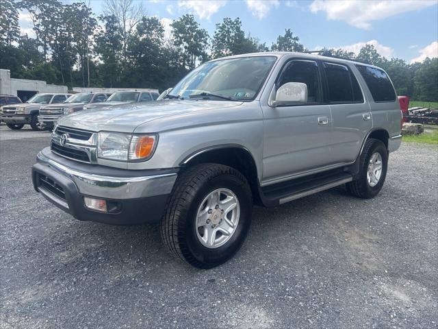 Photo of 2002 Silver Toyota 4Runner