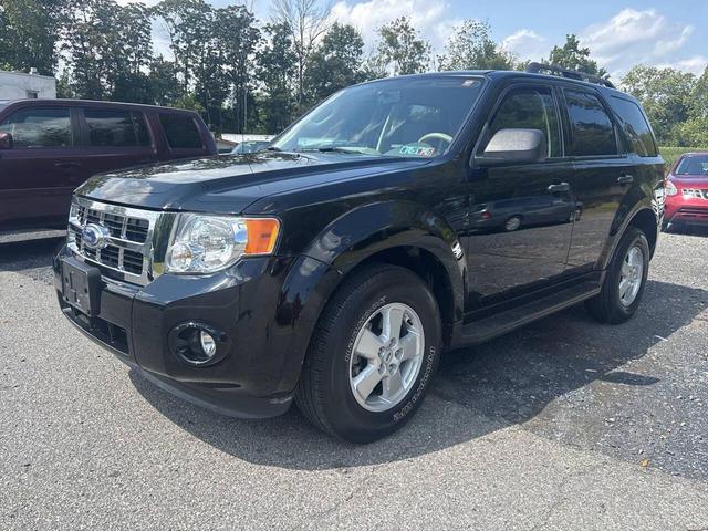 Photo of 2010 Black Ford Escape