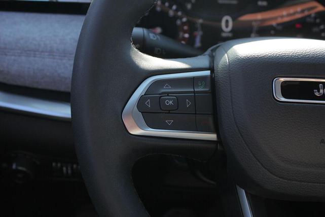 Photo of 2024 Bright White Clearcoat Jeep Compass