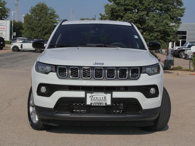 Photo of 2024 Bright White Clearcoat Jeep Compass