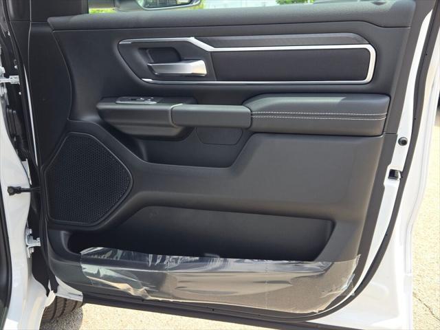 Photo of 2025 Bright White Clearcoat RAM 1500