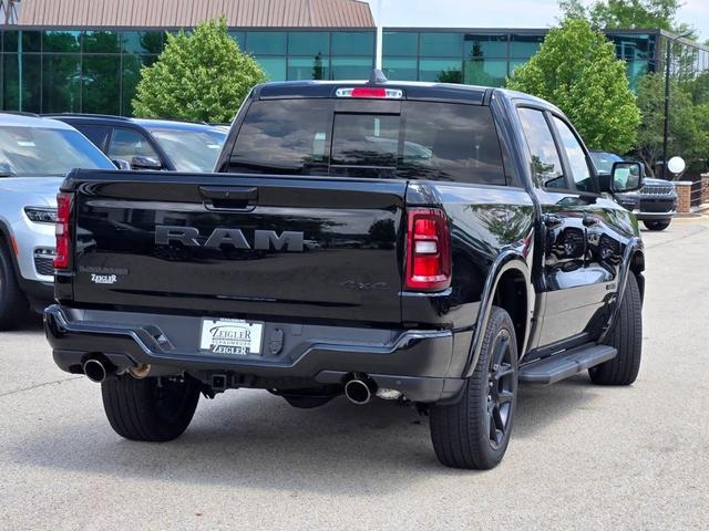 Photo of 2026 Diamond Black Crystal Pearlcoat RAM 1500