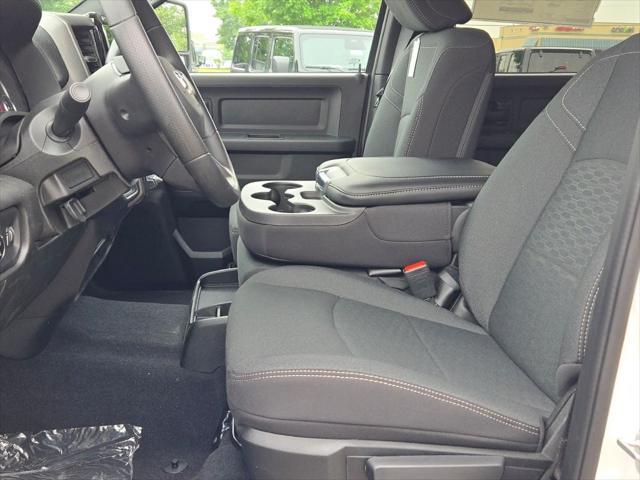 Photo of 2025 Bright White Clearcoat RAM 2500