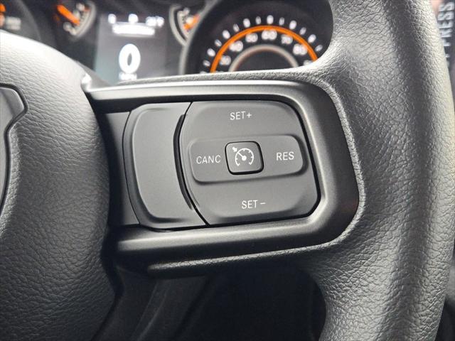 Photo of 2025 Black Clearcoat Jeep Gladiator