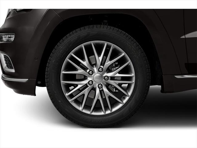 Photo of 2020 Pacific Blue Clearcoat Jeep Grand Cherokee
