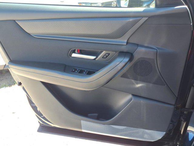 Photo of 2025 Deep Crystal Blue Mica Mazda CX-90