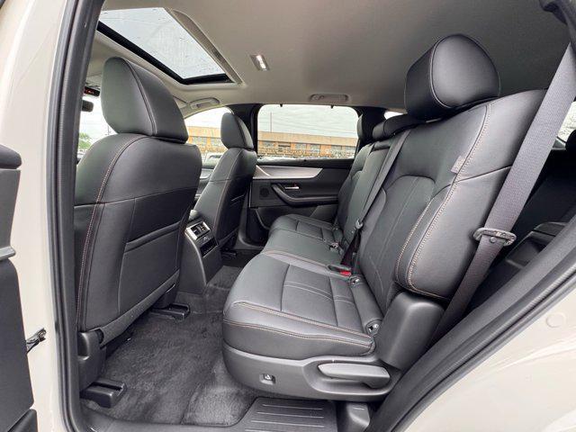 Photo of 2025 Rhodium White Premium Mazda CX-90