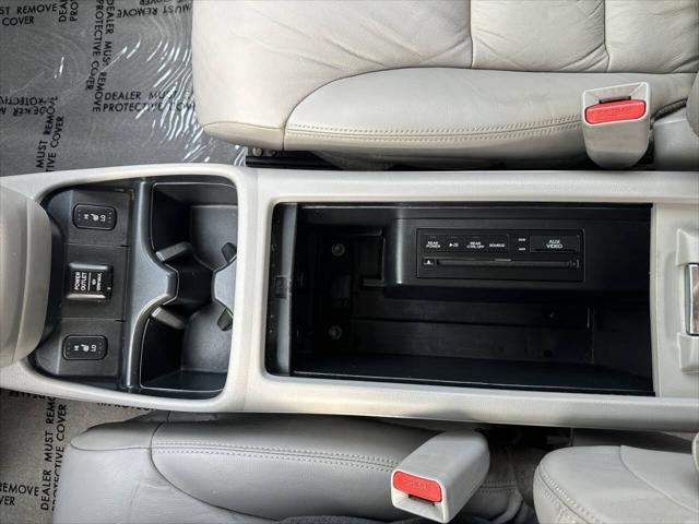 Photo of 2012 Gray Honda CR-V