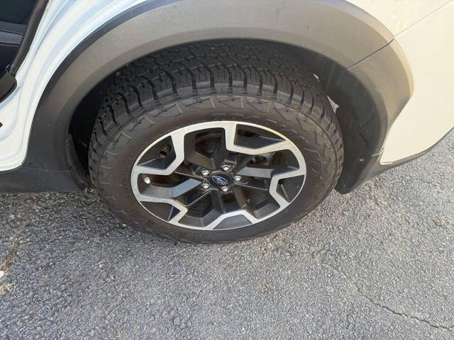 Photo of 2016 White Subaru Crosstrek