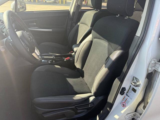 Photo of 2016 White Subaru Crosstrek