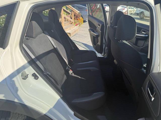 Photo of 2016 White Subaru Crosstrek