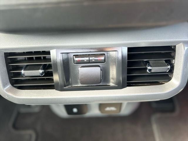 Photo of 2022 Black Ford F-150
