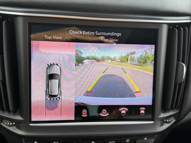 Photo of 2023 Bianco Maserati Levante