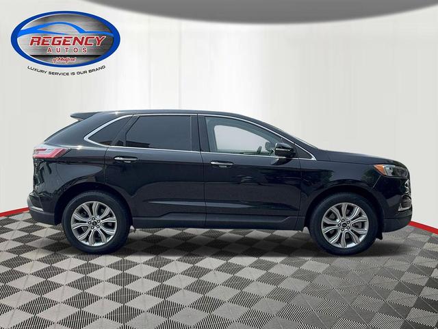 Photo of 2024 Agate Black Metallic Ford Edge