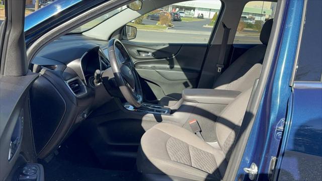 Photo of 2019 Blue Chevrolet Equinox