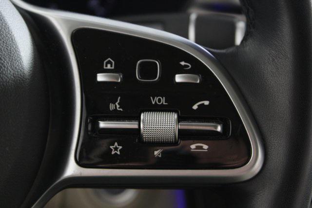Photo of 2022 Gray Mercedes-Benz GLC 300