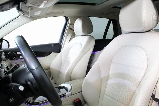 Photo of 2022 Gray Mercedes-Benz GLC 300