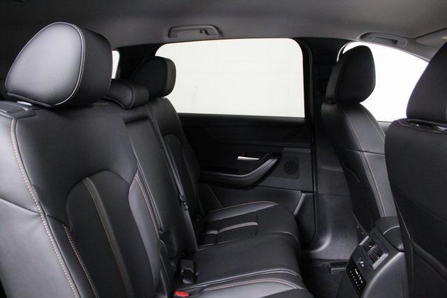 Photo of 2025 Rhodium White Premium Mazda CX-90