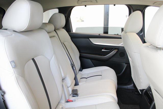 Photo of 2025 Red Mazda CX-90