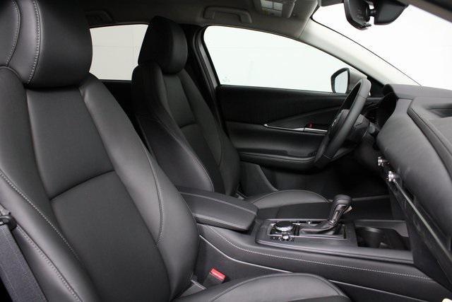 Photo of 2023 Platinum Quartz Metallic Mazda CX-30