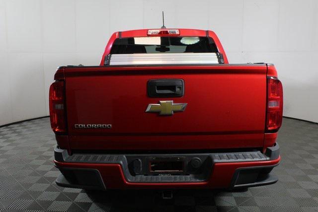 Photo of 2015 Red Chevrolet Colorado