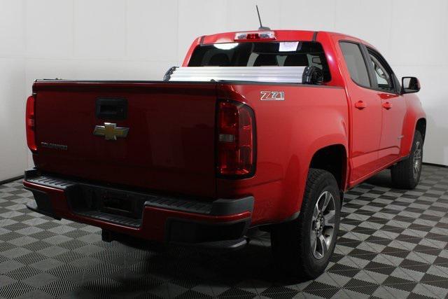 Photo of 2015 Red Chevrolet Colorado