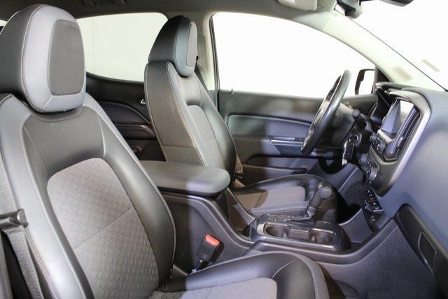 Photo of 2015 Red Chevrolet Colorado