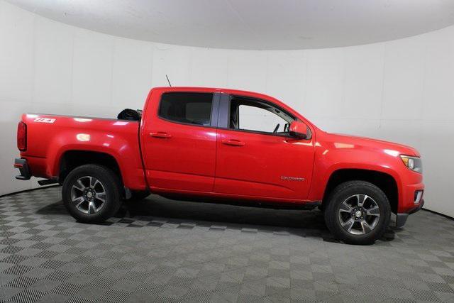 Photo of 2015 Red Chevrolet Colorado