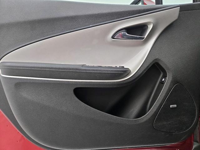 Photo of 2015 Red Chevrolet Volt