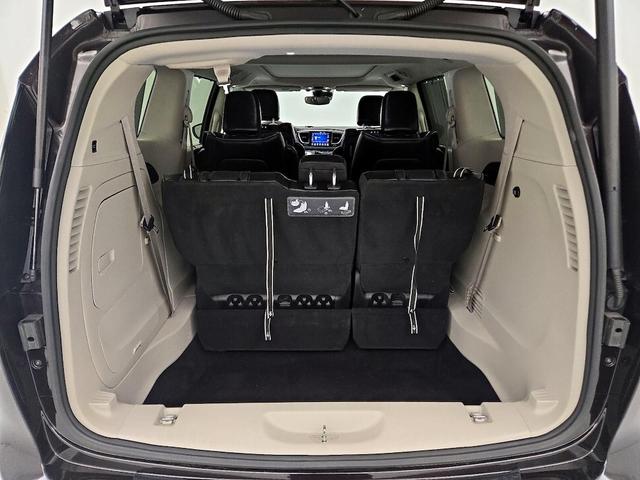 Photo of 2018 Burgundy Chrysler Pacifica Hybrid