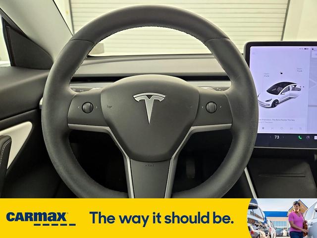 Photo of 2020 White Tesla Model 3
