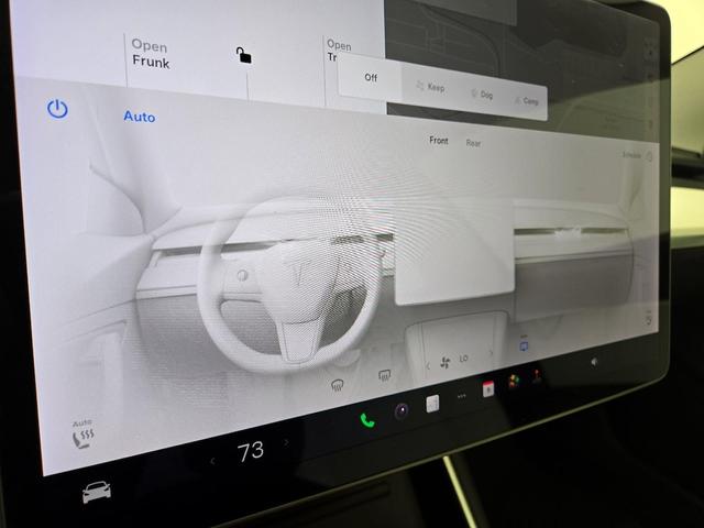 Photo of 2020 White Tesla Model 3