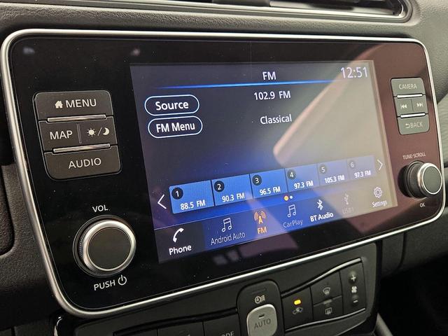 Photo of 2022 Silver Nissan Leaf