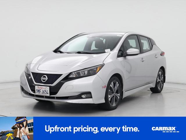 Photo of 2022 Silver Nissan Leaf