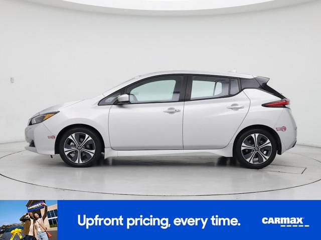 Photo of 2022 Silver Nissan Leaf