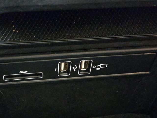 Photo of 2018 Black Mercedes-Benz GLC 300