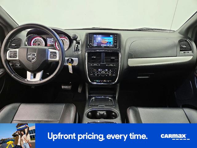 Photo of 2017 White Dodge Grand Caravan