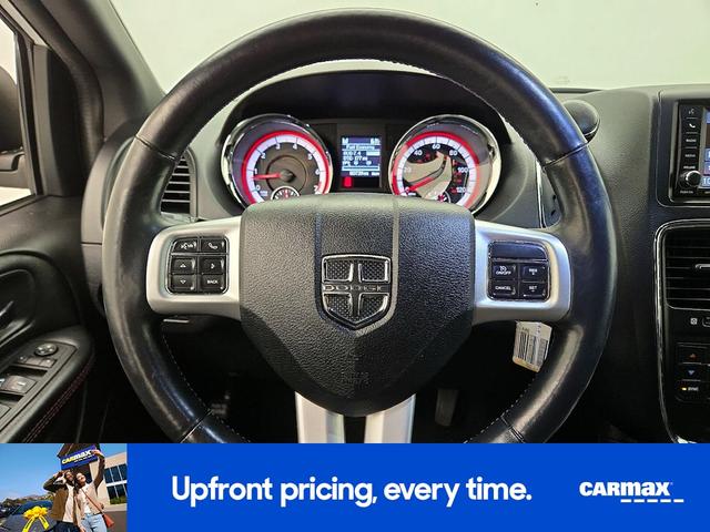 Photo of 2017 White Dodge Grand Caravan