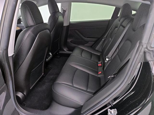 Photo of 2019 Black Tesla Model 3