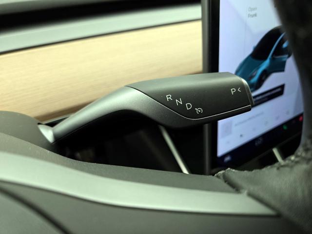 Photo of 2019 Black Tesla Model 3