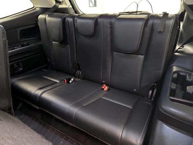 Photo of 2019 White Subaru Ascent