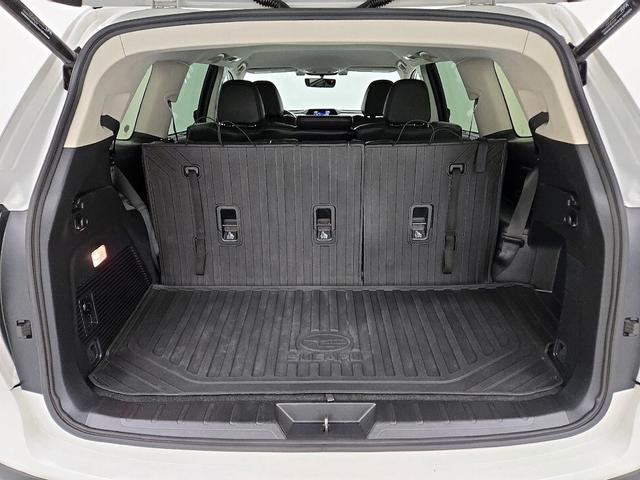 Photo of 2019 White Subaru Ascent