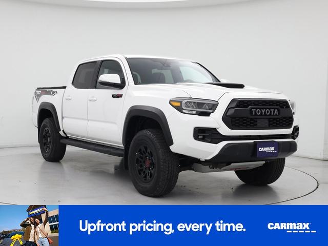 Photo of 2018 White Toyota Tacoma