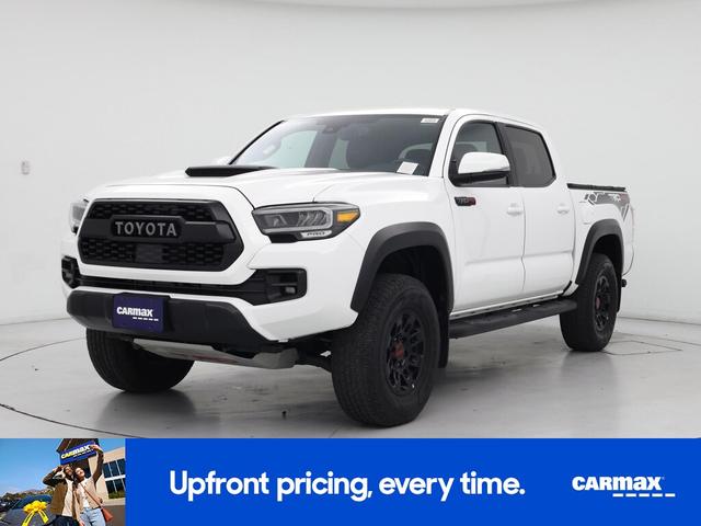 Photo of 2018 White Toyota Tacoma