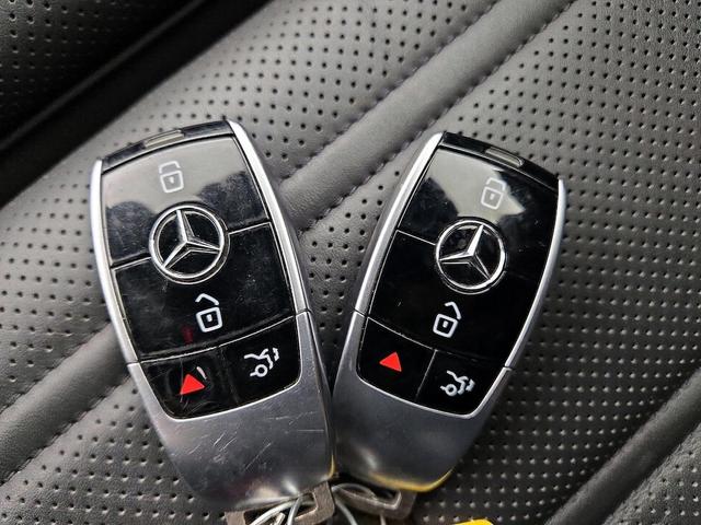 Photo of 2021 White Mercedes-Benz AMG E 53