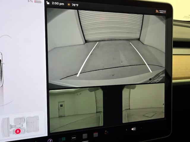 Photo of 2020 White Tesla Model 3
