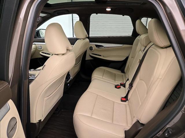 Photo of 2019 Brown INFINITI QX50